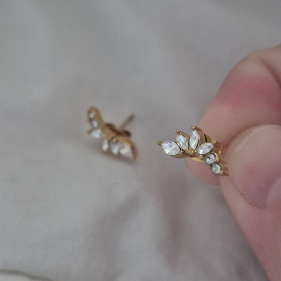 Jewelry - Gold Earrings